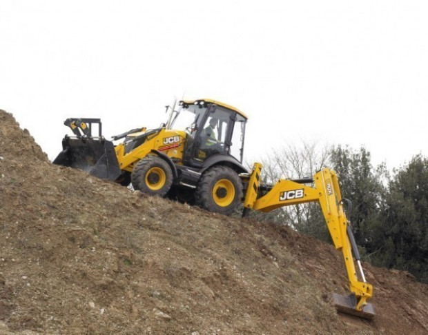 Аренда погрузчика с ямобуром JCB 3CX SUPER