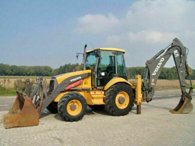 Аренда погрузчика с экскаватором JCB CX4