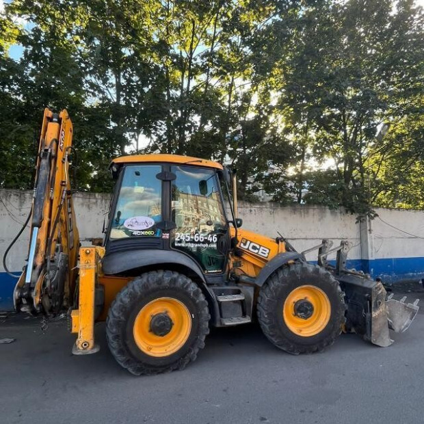 Аренда челюстного экскаватора-погрузчика TEREX 970, JCB