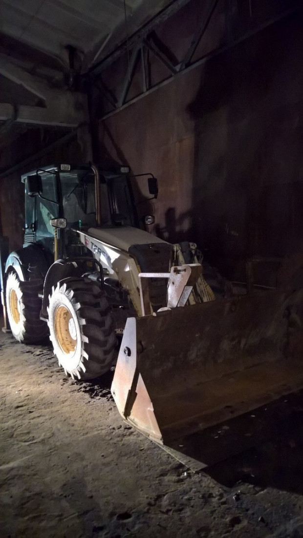 Аренда челюстного экскаватора-погрузчика TEREX 970, JCB