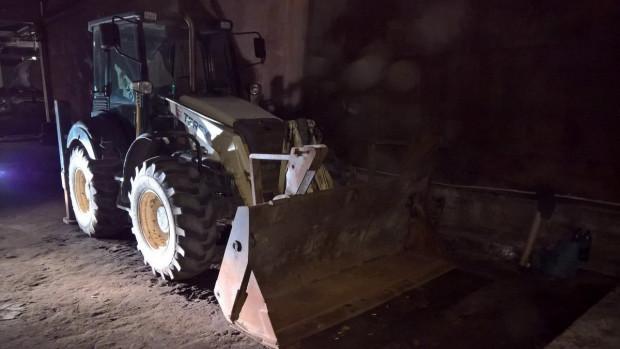 Аренда челюстного экскаватора-погрузчика TEREX 970, JCB
