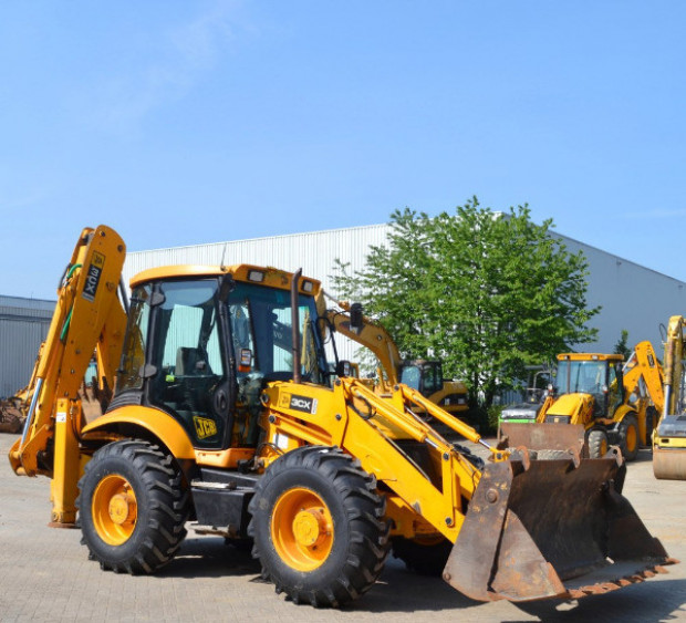 Аренда челюстного экскаватора-погрузчика TEREX 970, JCB