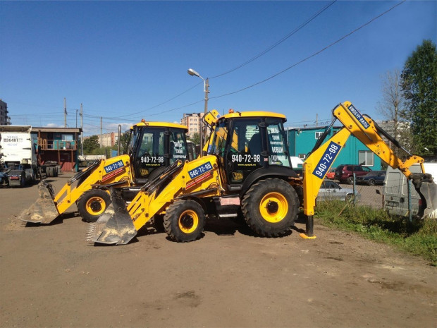 Аренда челюстного экскаватора-погрузчика TEREX 970, JCB