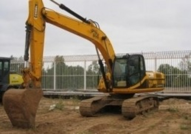 Аренда челюстного экскаватора-погрузчика TEREX 970, JCB