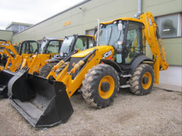 Аренда челюстного экскаватора-погрузчика TEREX 970, JCB