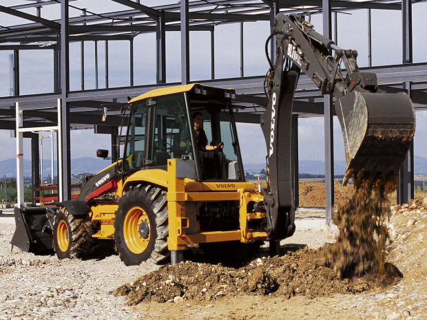 Аренда челюстного экскаватора-погрузчика TEREX 970, JCB