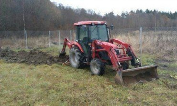 Аренда челюстного экскаватора-погрузчика TEREX 970, JCB