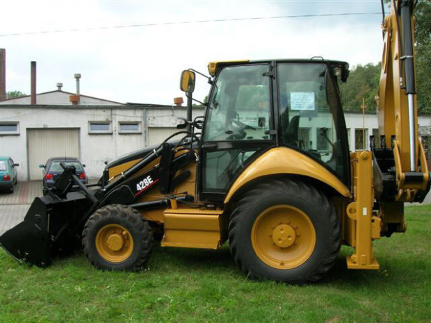 Аренда челюстного экскаватора-погрузчика TEREX 970, JCB