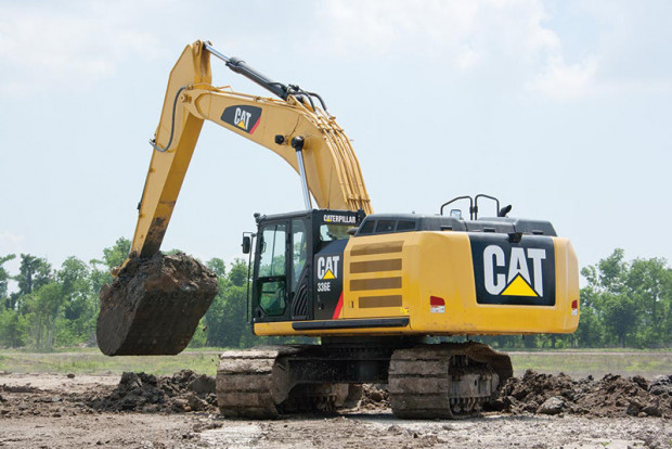 Экскаватор на гусеничном ходу Caterpillar