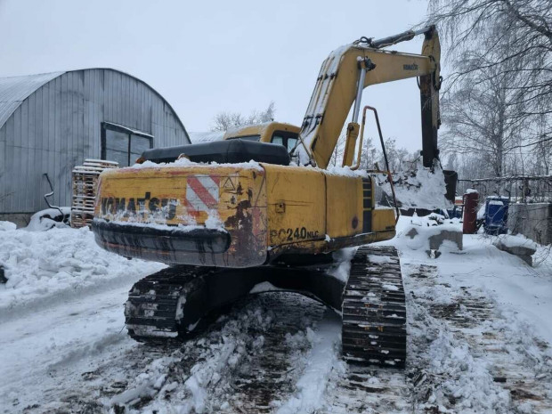 Поворотный гусеничный экскаватор Гусеничный JCB 205