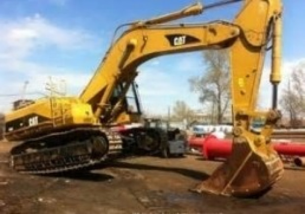Поворотный гусеничный экскаватор Гусеничный JCB 205
