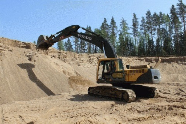 Поворотный гусеничный экскаватор Гусеничный JCB 205