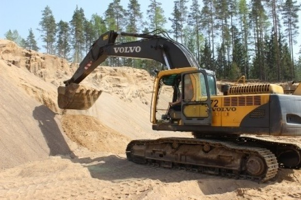Поворотный гусеничный экскаватор Гусеничный JCB 205